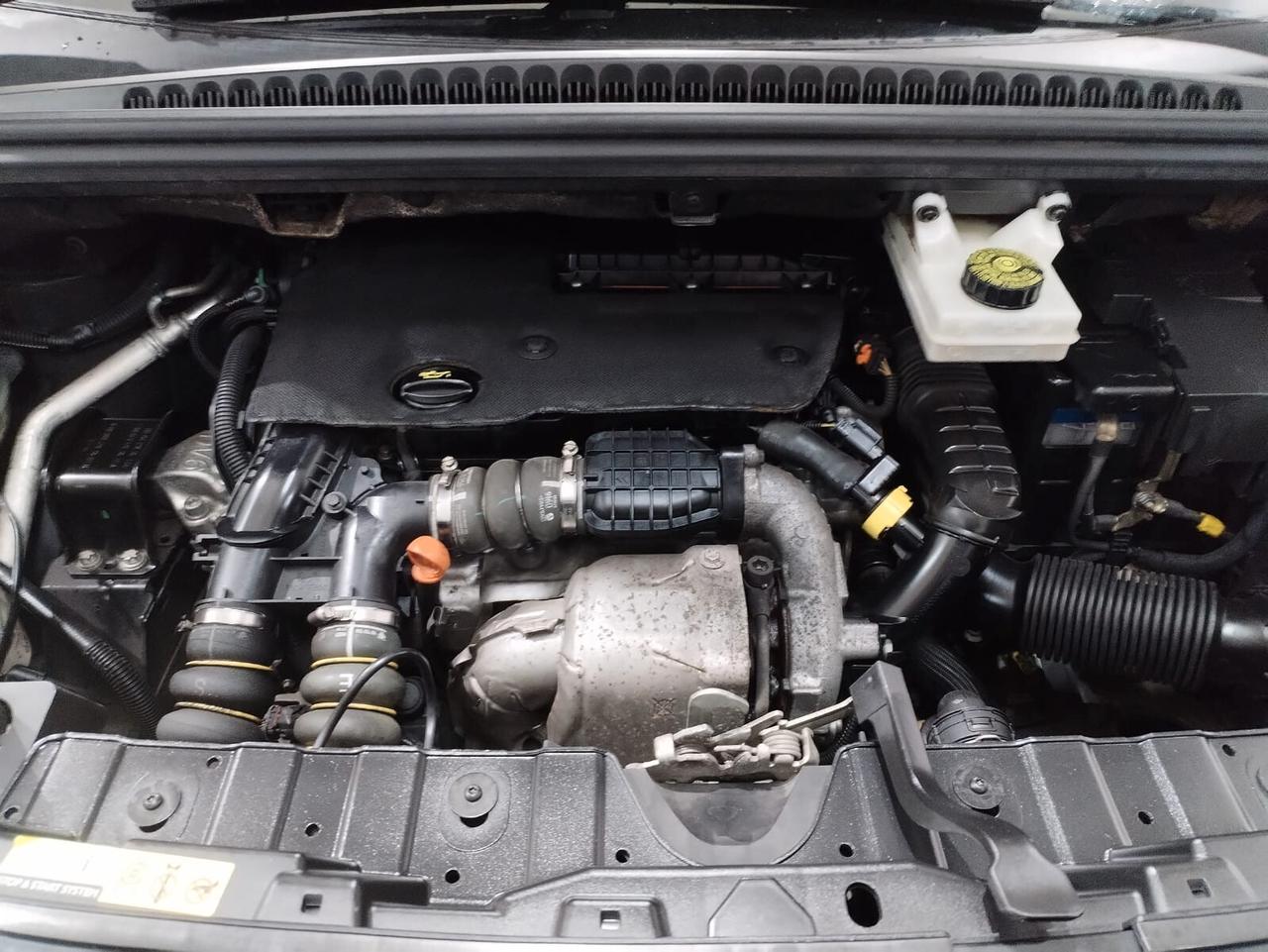 Peugeot 3008 BlueHDi 120 EAT6 S&S Allure