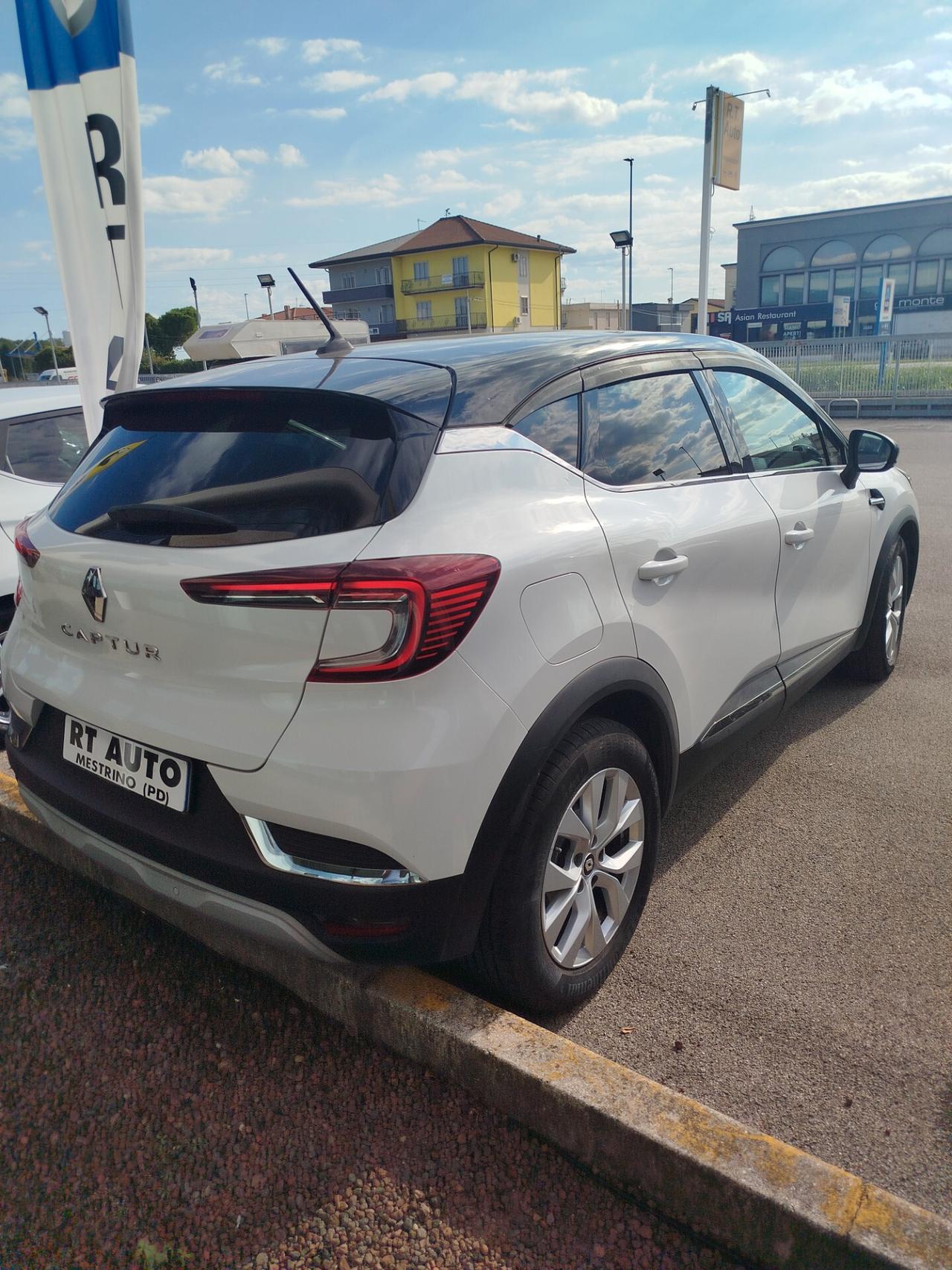 Renault Captur TCe 100 CV GPL FAP Intens