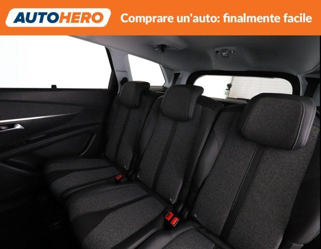 PEUGEOT 5008 BlueHDi 130 S&S EAT8 Allure