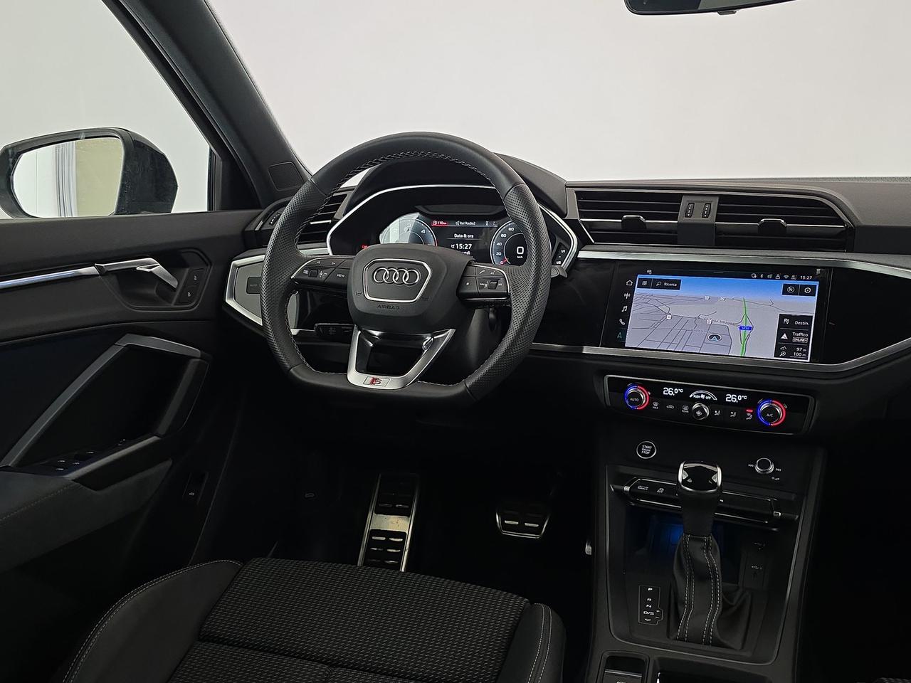 Audi Q3 sportback 35 2.0 tdi identity black s-tronic