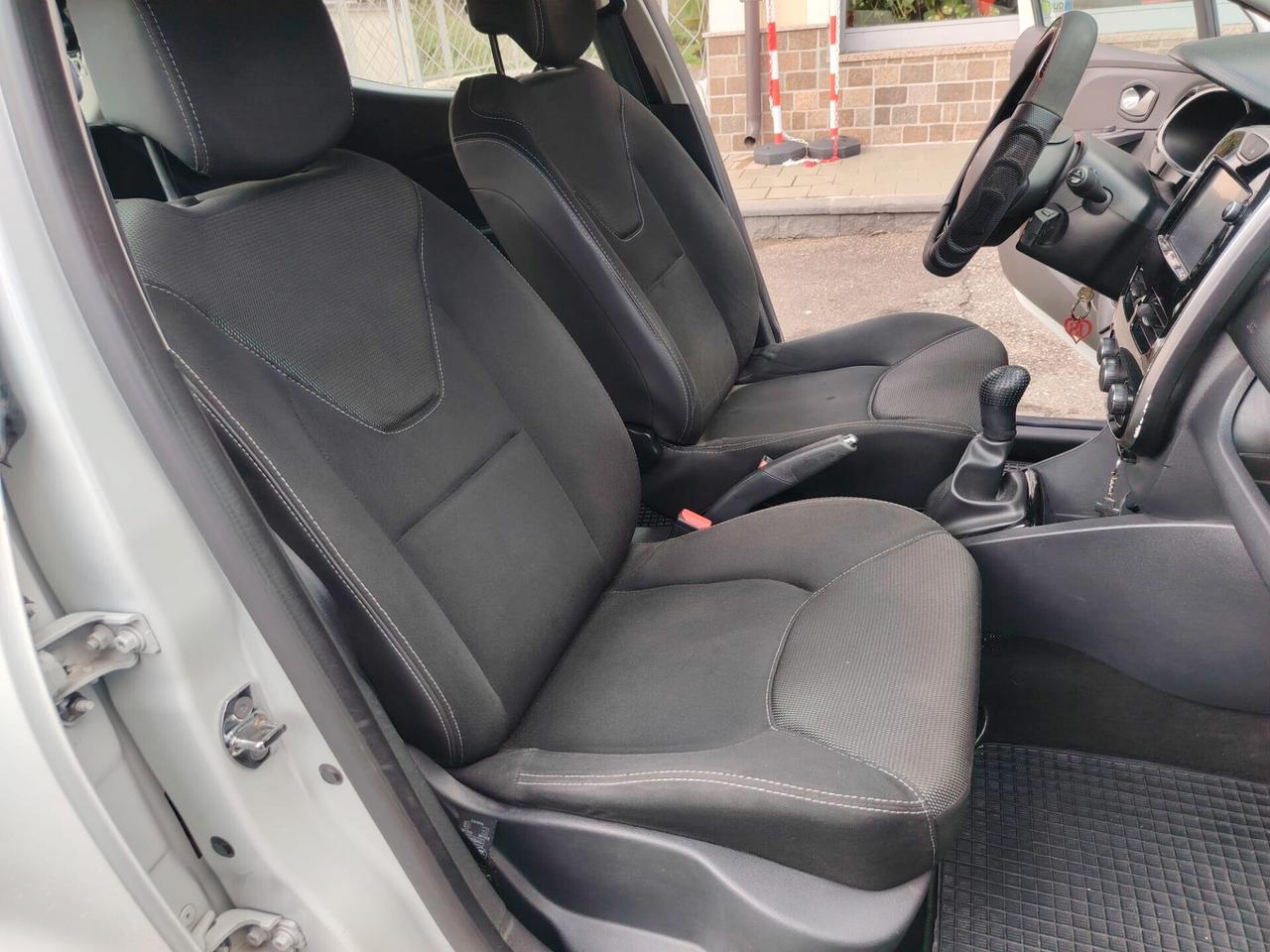 Renault Clio 1.2 75CV 5 porte