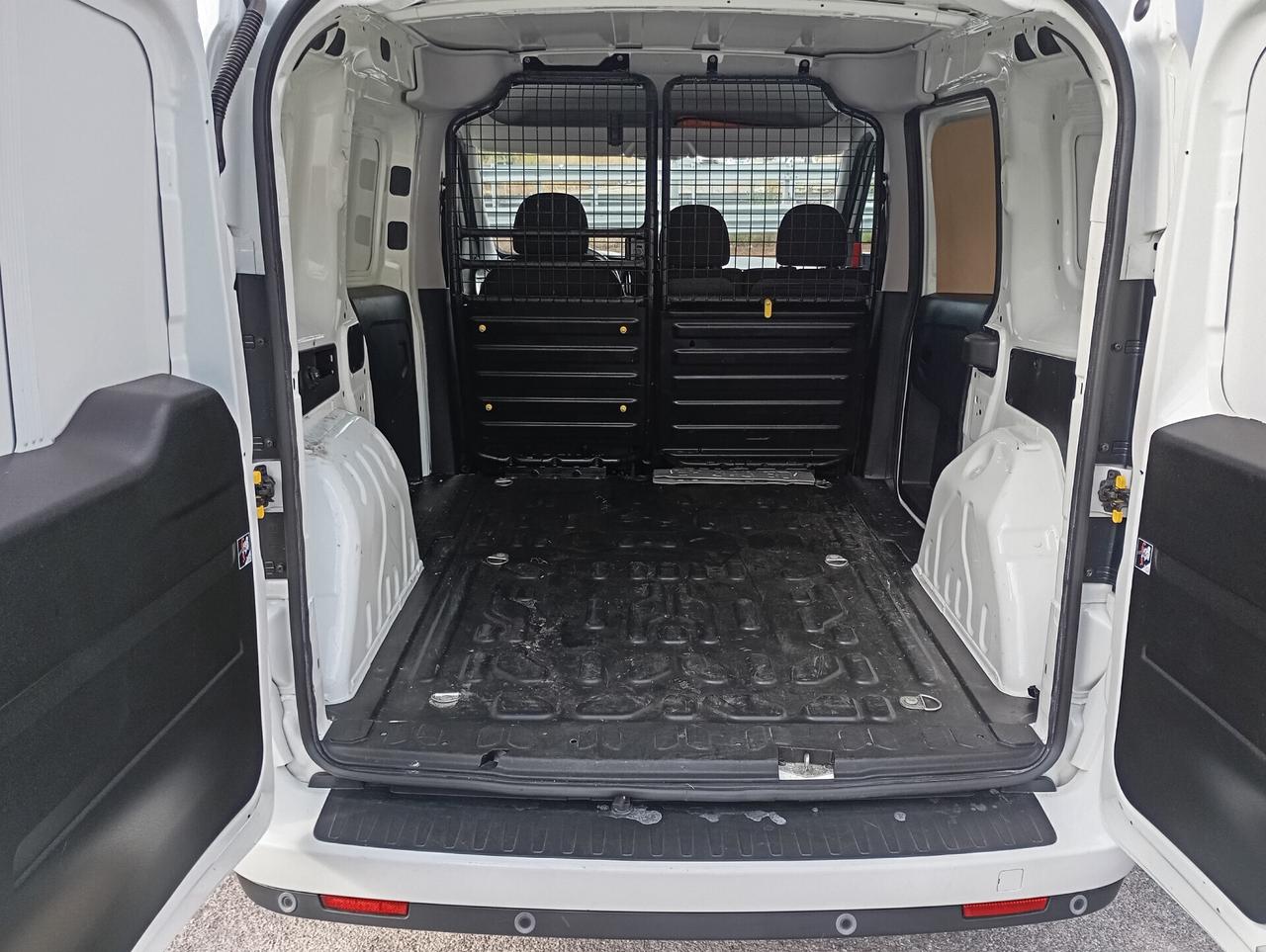 Fiat Doblo Cargo 1.3 Multijet SX 3 Posti