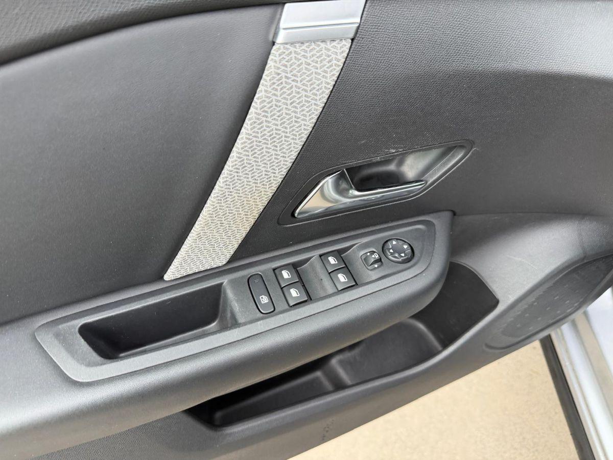 CITROEN - C4 - PureTech 130 S&S EAT8 Shine