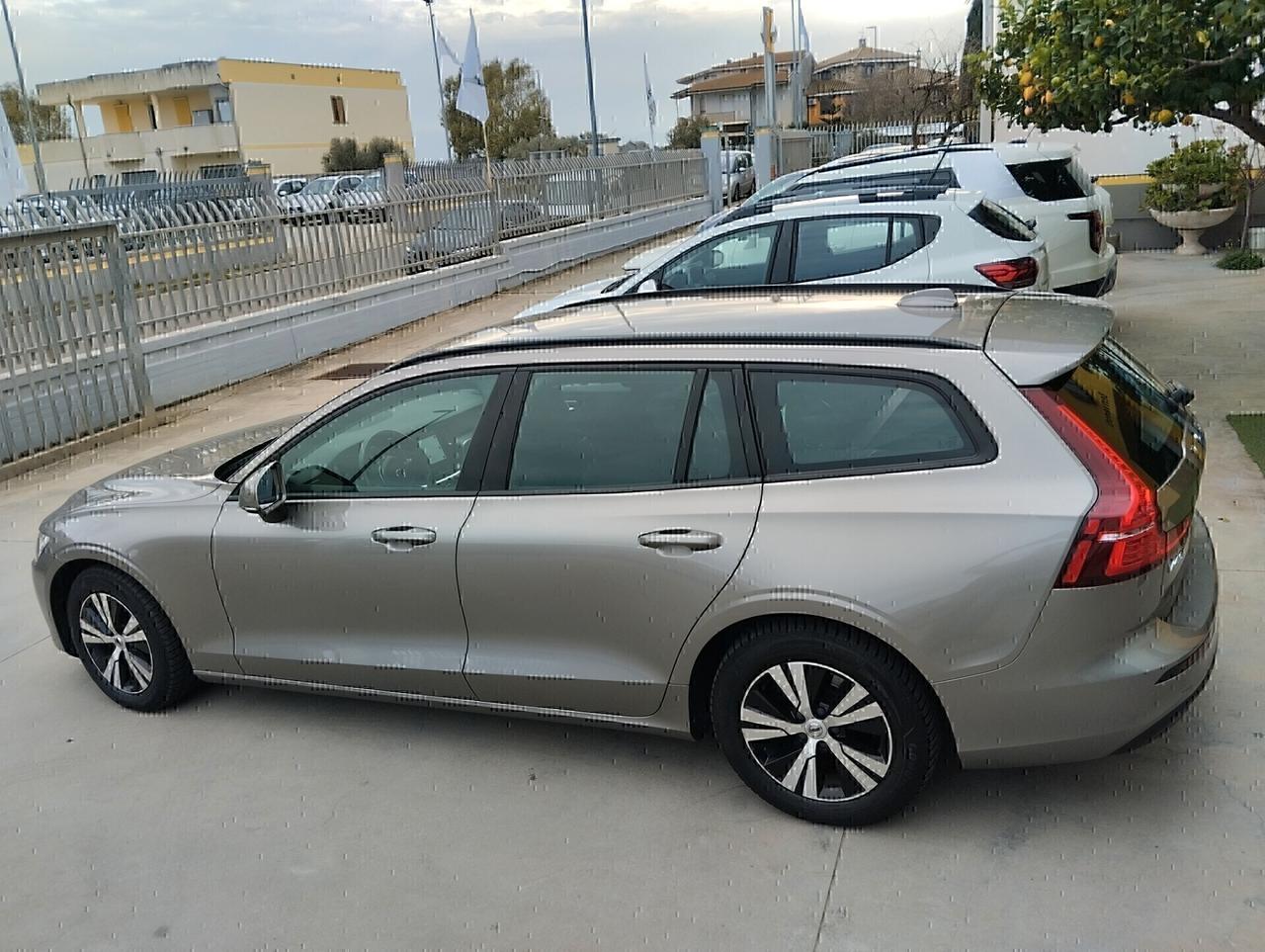 VOLVO V60 S.W. 2.0 TDI 150cv D3 Geartronic Business Plus