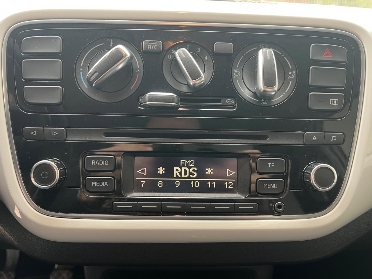 Volkswagen up! 1.0 75 CV 5p. high up!