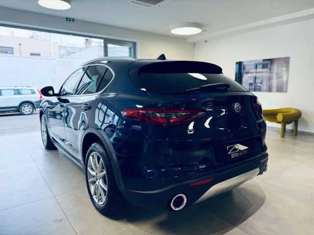 Alfa Romeo Stelvio 2.2 t Executive Q4 210cv auto