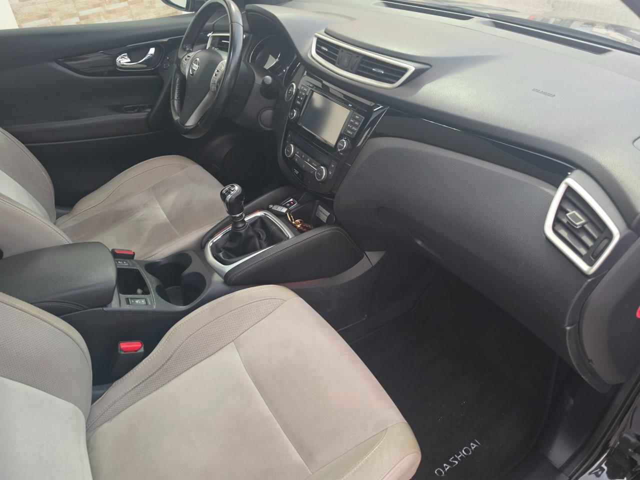 Nissan Qashqai 1.6 dCi 4WD Tekna 130cv