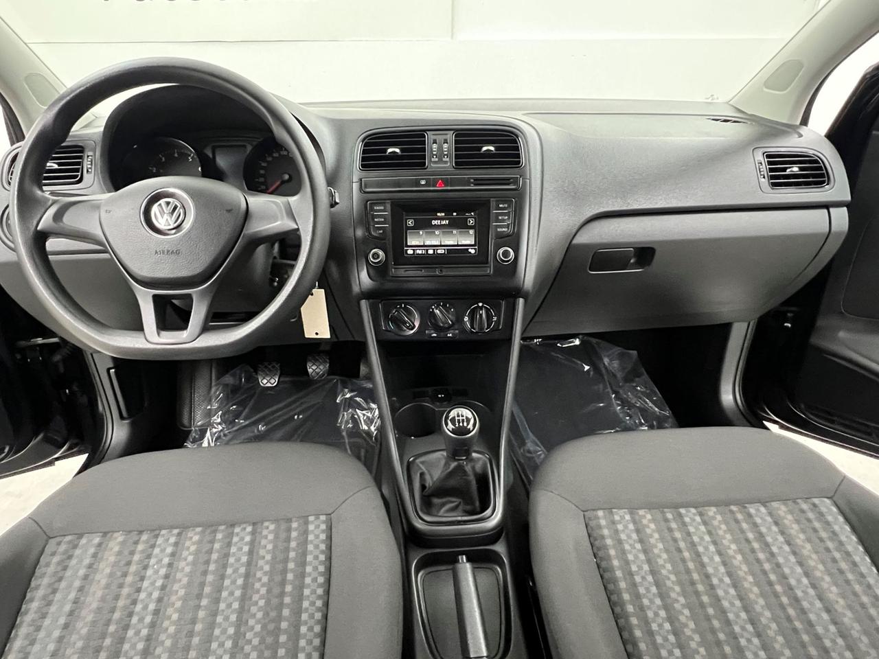 VOLKSWAGEN Polo V 2014 Polo 3p 1.0 mpi Trendline 60cv