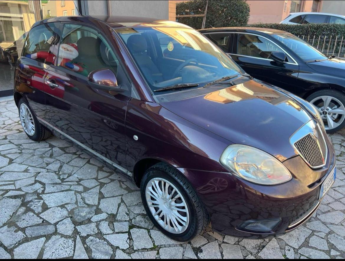 Lancia Ypsilon 1.2 69 CV Elle