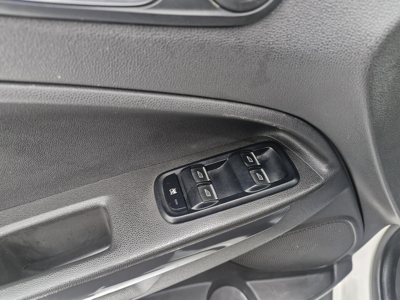 FORD ECOSPORT 1.5 TDCi TITANIUM 12/2016 128000 KM