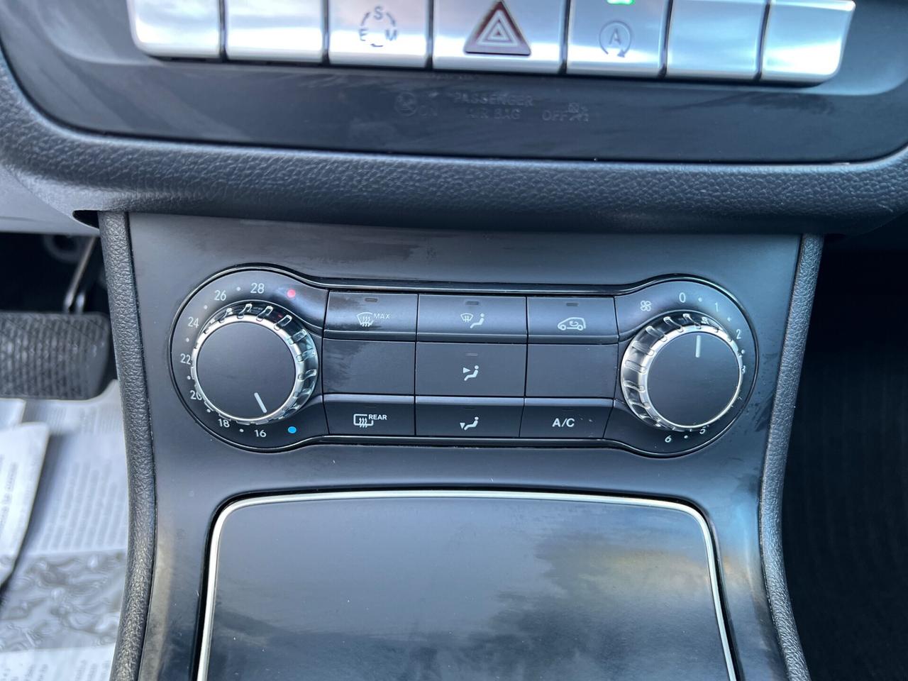 Mercedes-benz B 180 B 180 d Automatic Premium