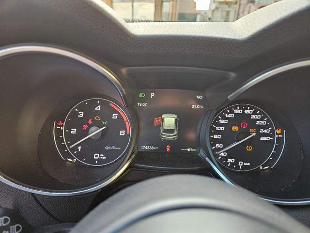 ALFA ROMEO Stelvio 2.2 Turbodiesel 180 CV AT8 Q4 Business
