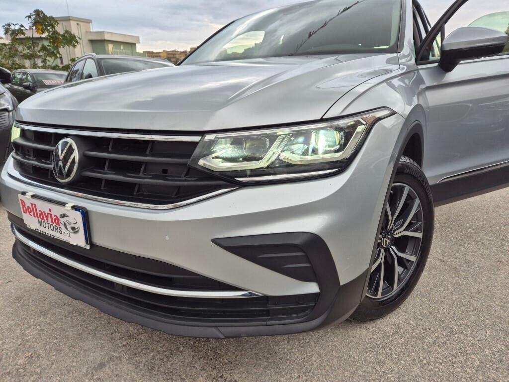 Volkswagen Tiguan 2.0 TDI 150CV DSG UNI PROPRIETARIO