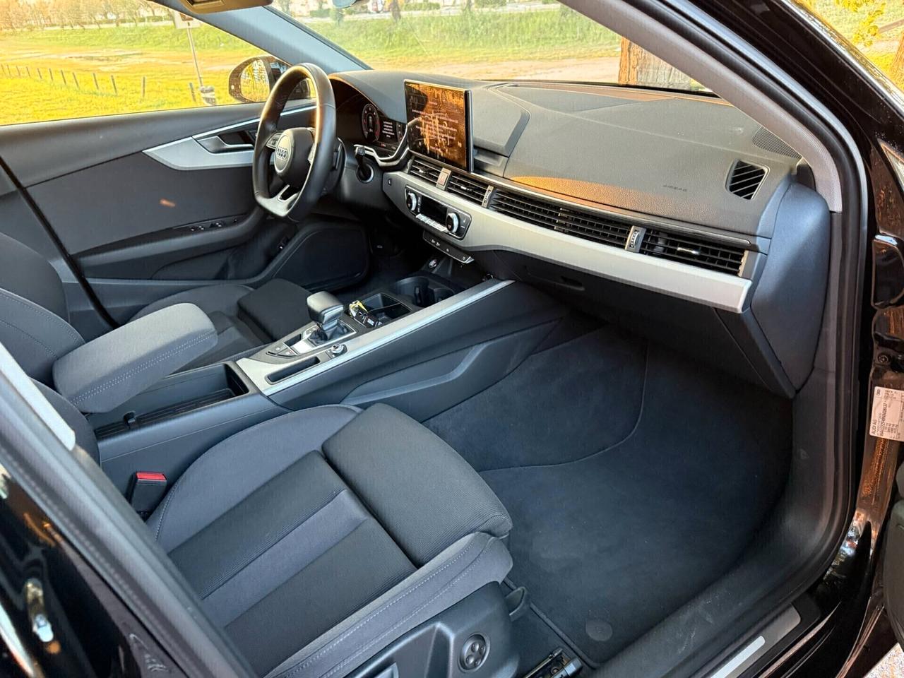 Audi A4 35 TDI/163 CV S tronic Business Advanced Virtual Cokpit