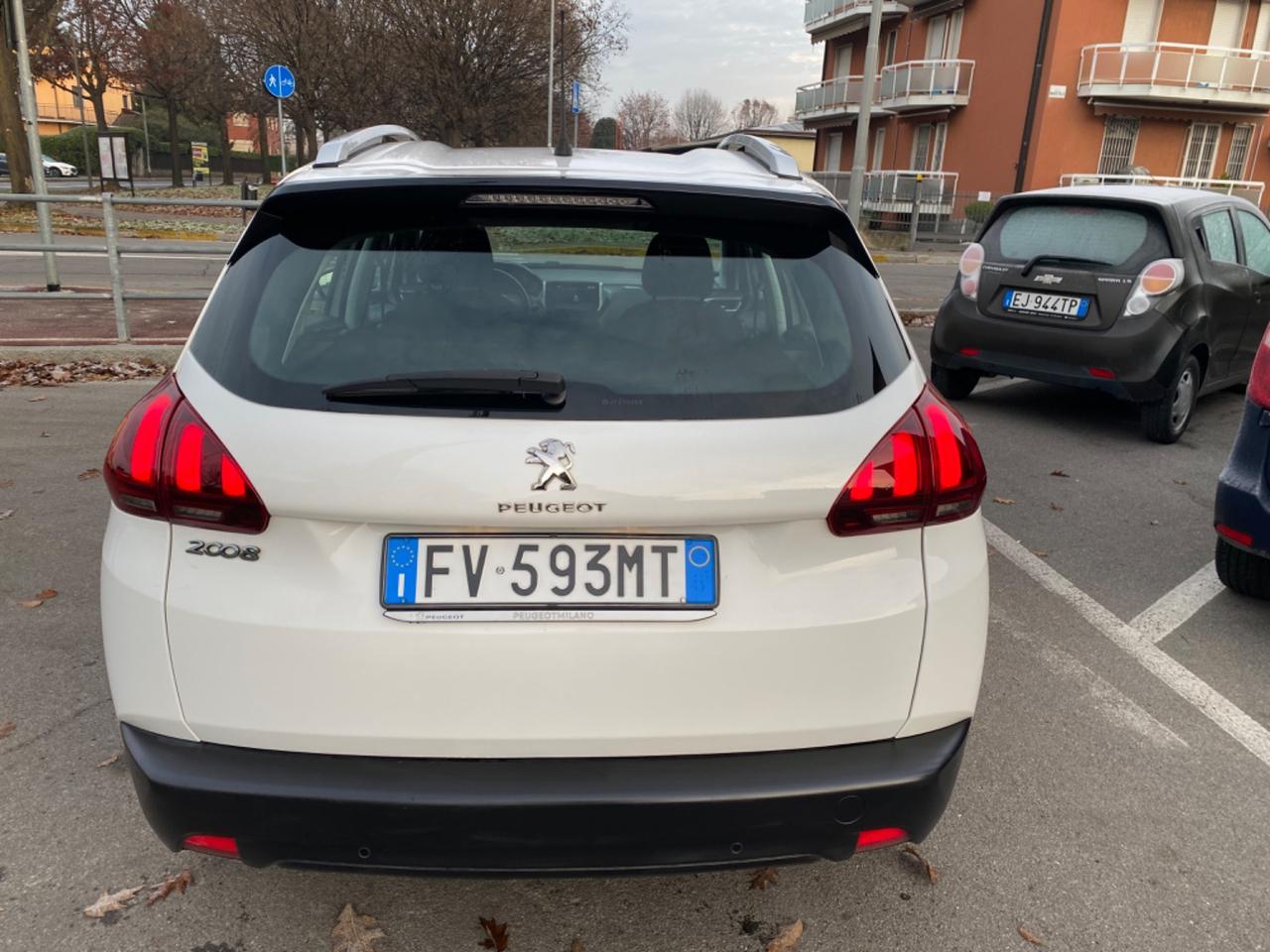 Peugeot 2008 PureTech 82 Allure