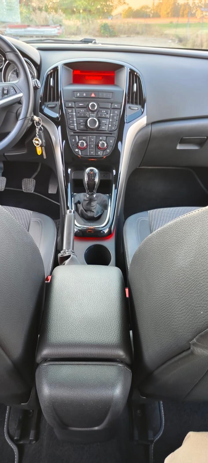 Opel Astra 1.6 CDTI 136CV EcoFLEX S&S Sports Tourer Cosmo
