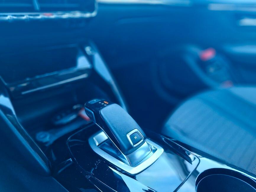 Peugeot 208 PureTech 100 Stop&Start EAT8 5 porte Allure Pack