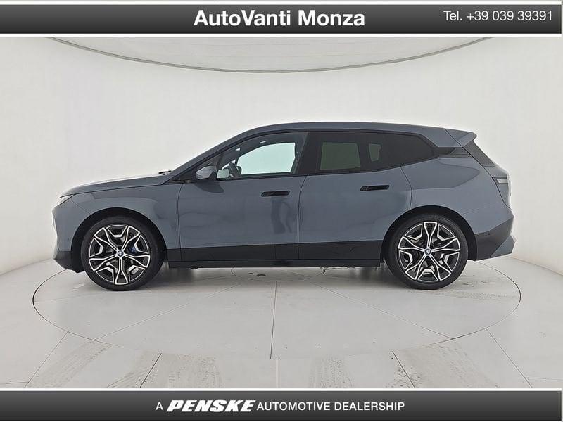 BMW iX iX xDrive40 Pacchetto Sportivo