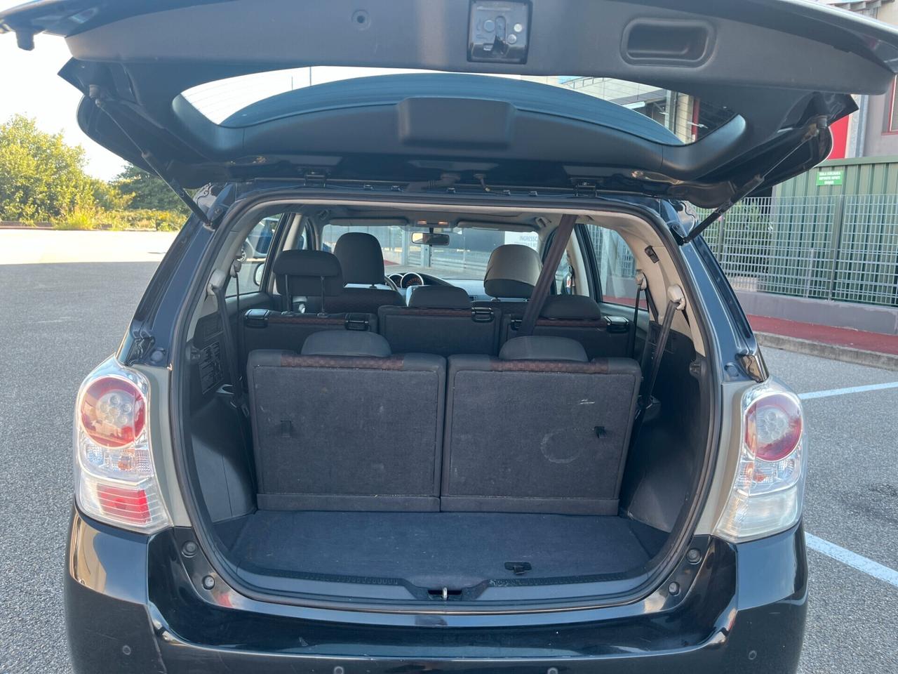 Toyota Verso 2.0 D-4-D Luxury Pack 7 posti TETTO PANORAMICO