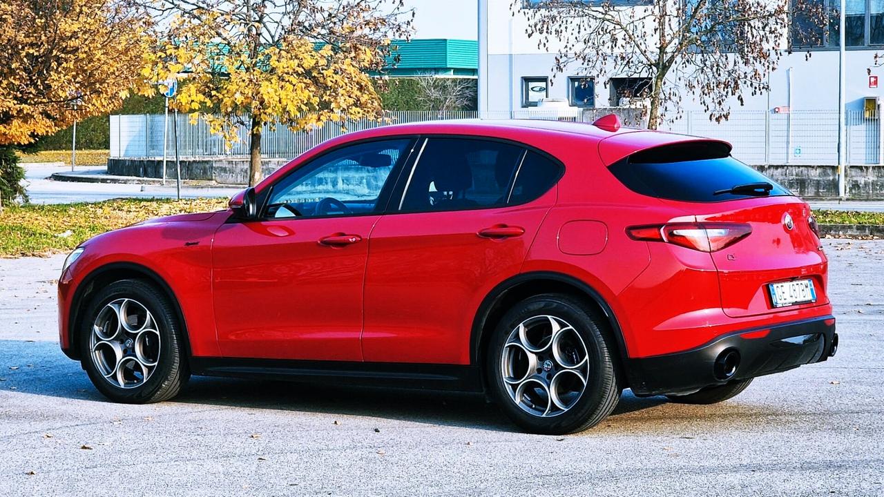 Alfa Romeo Stelvio 2.2 Turbodiesel 190 CV AT8 Q4 Sprint