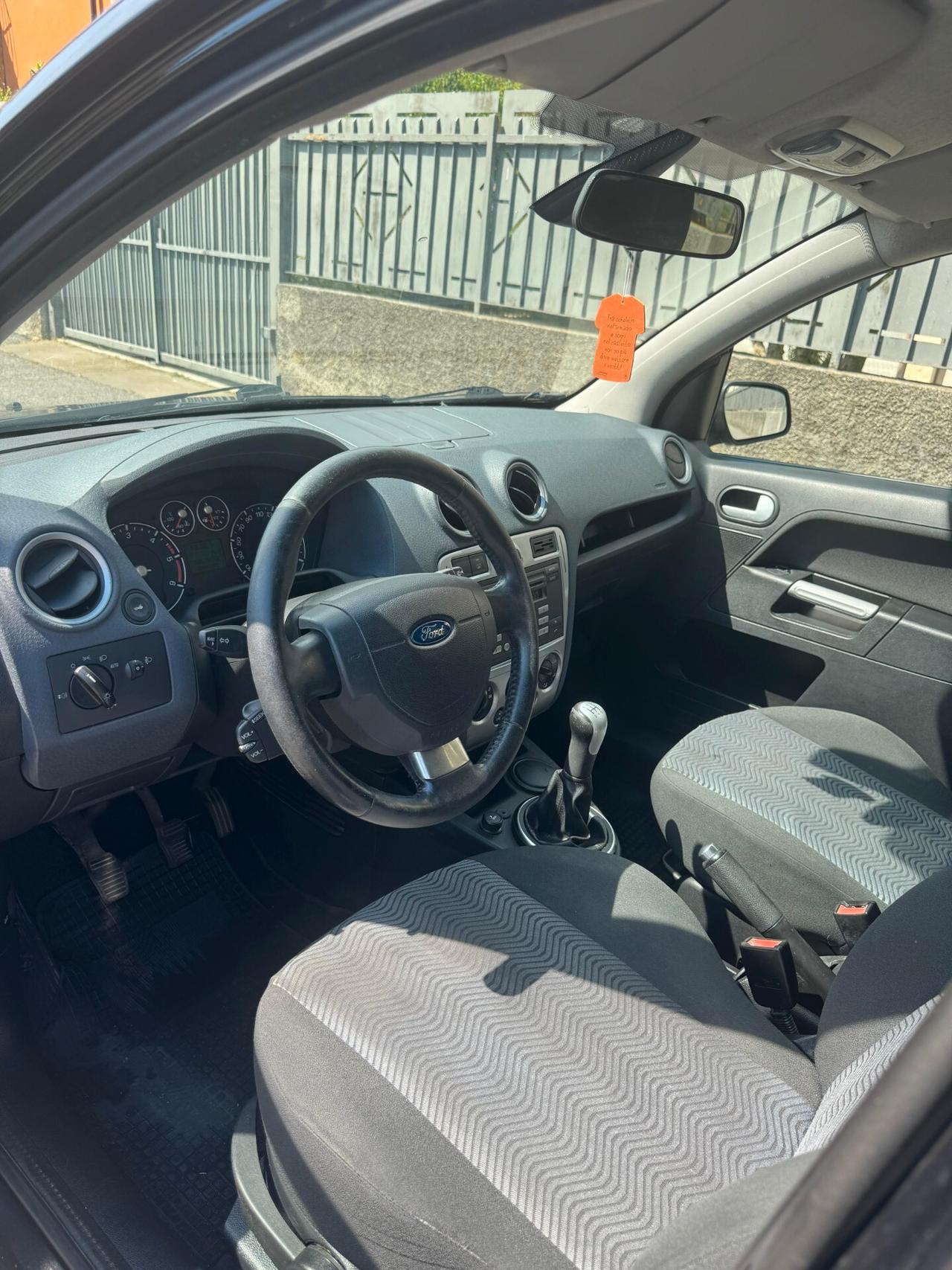 Ford Fusion 2009 1.4 DIESEL OK NEOPATENTATI