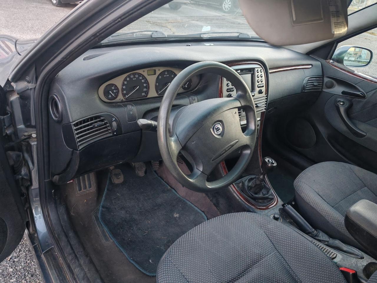 Lancia Lybra 1.9 JTD Station Wagon