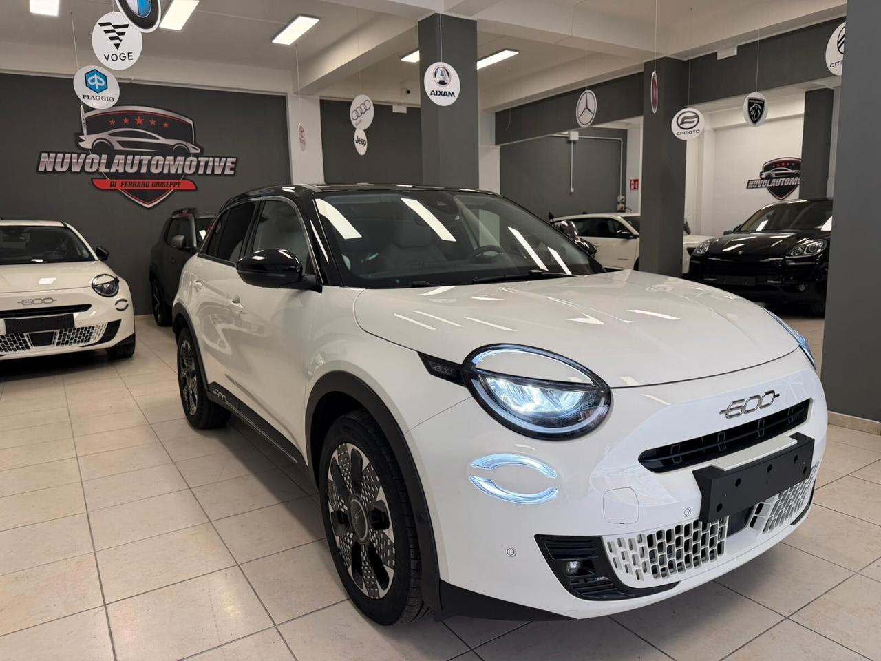 Fiat 600 Hybrid 100 CV DCT MHEV La Prima 230 al mese