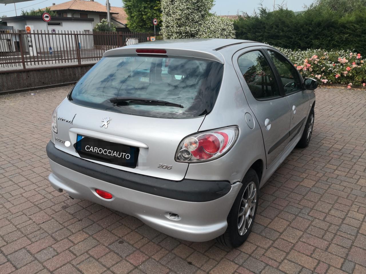 Peugeot 206 1.4 5p neopatentati clima