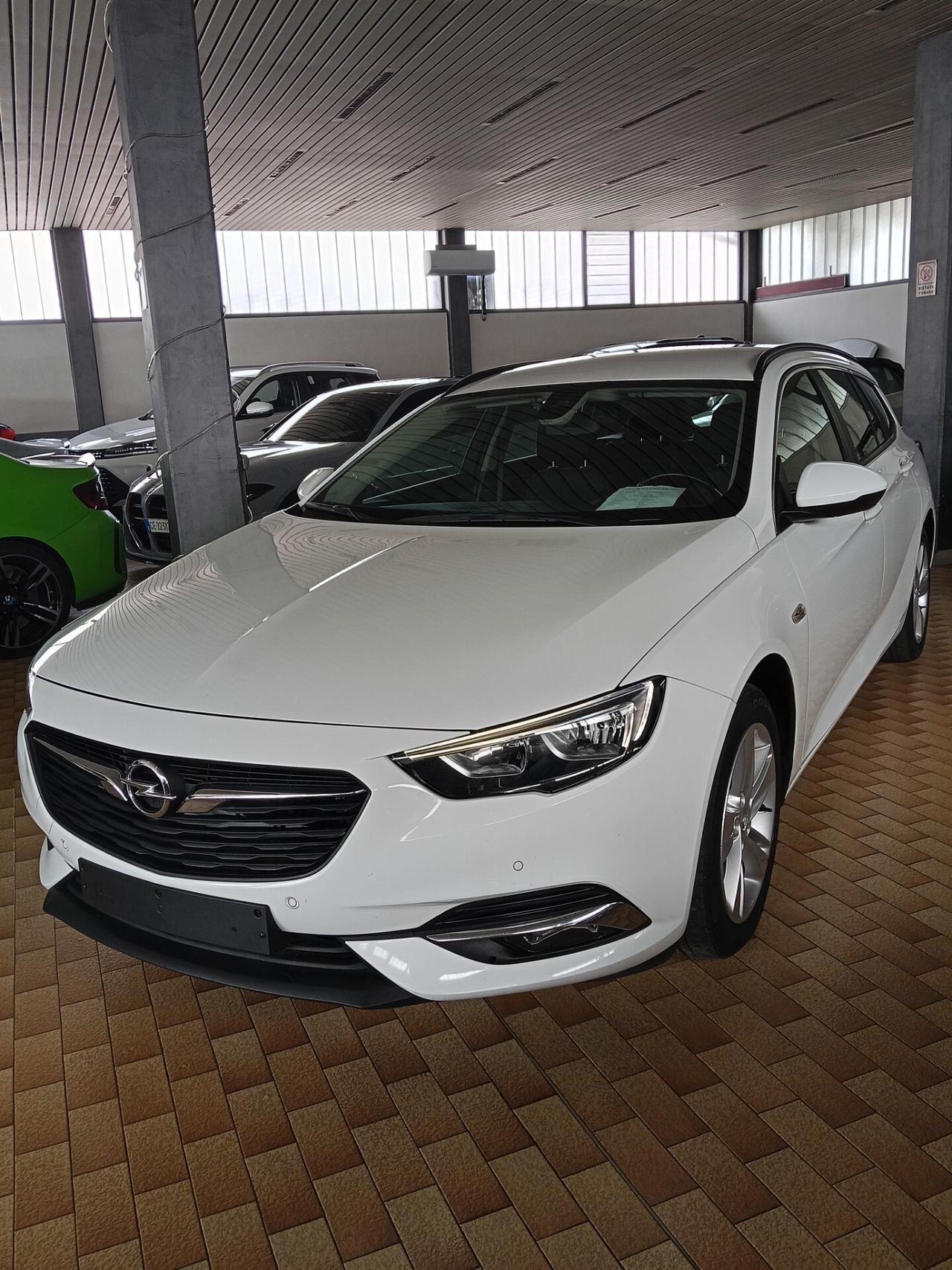 Opel Insignia 1.6 CDTI 136 S&S aut.Sports Tourer Business