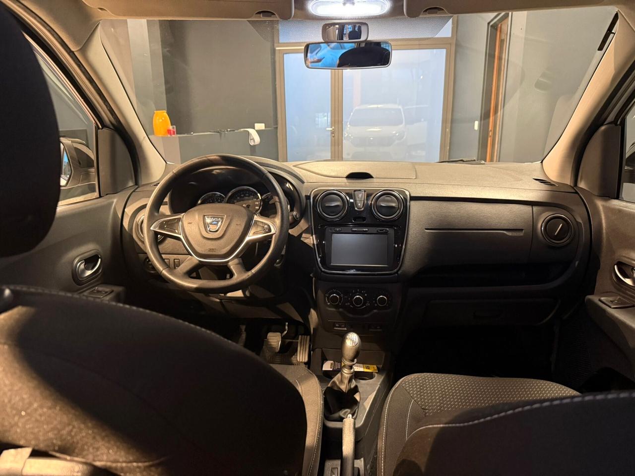 Dacia Lodgy 1.5 Blue dCi 8V 95CV 7 posti Comfort navi retro