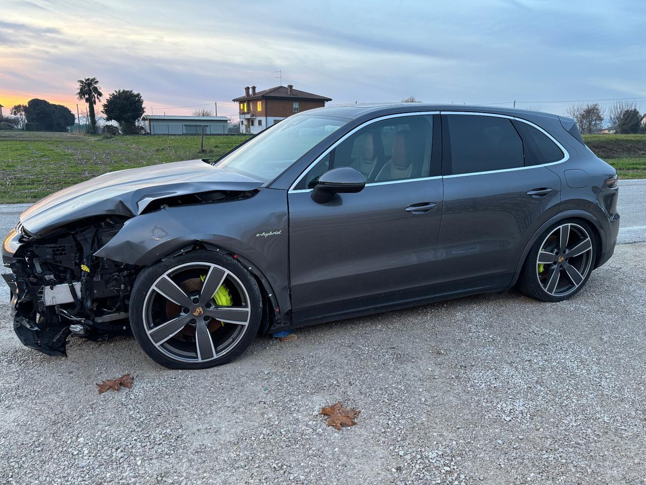 Porsche Cayenne 3.0 V6 E-Hybrid