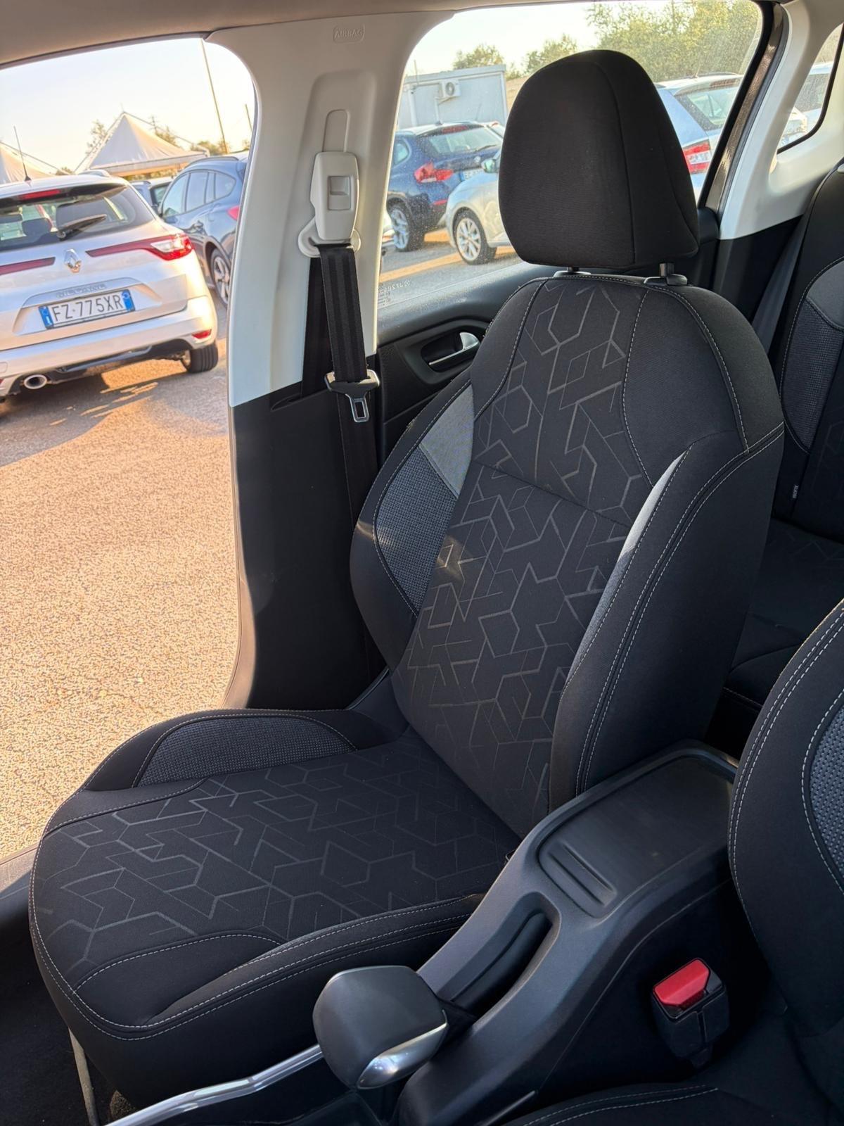 Peugeot 2008 PureTech 82 Allure