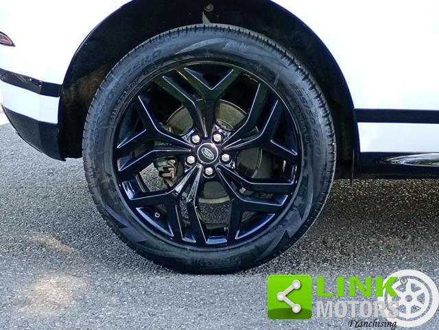 LAND ROVER Range Rover Evoque 2.0D I4-L.Flw 150 CV AWD Auto R-Dynamic