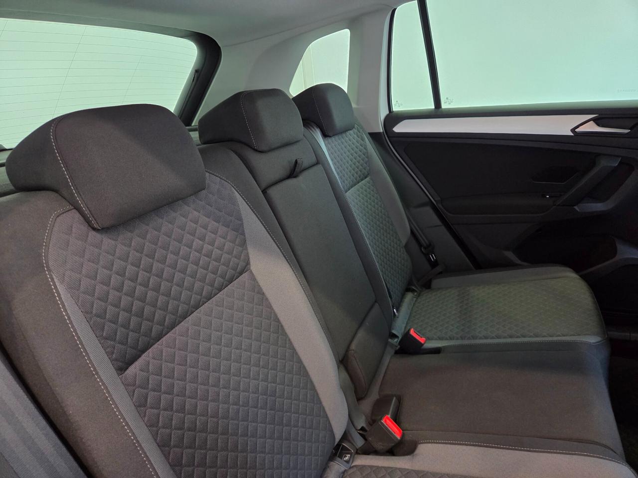 Volkswagen Tiguan 2.0 TDI SCR DSG RLINE EDITION