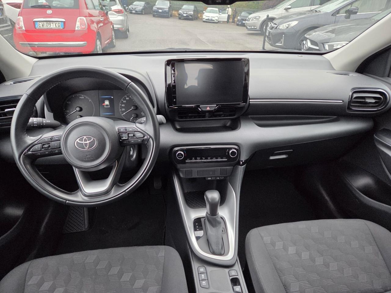 Toyota Yaris 1.5 Hybrid 5 porte Active FULL-HYBRID *NEOPATENTATO*