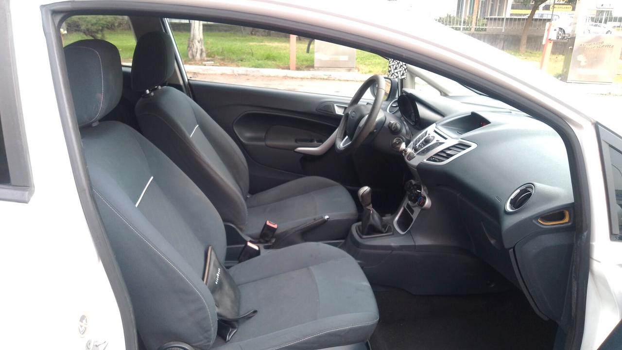 Ford Fiesta 1.2 60CV 3p. Tit. BZ GPL 2036 neop 13