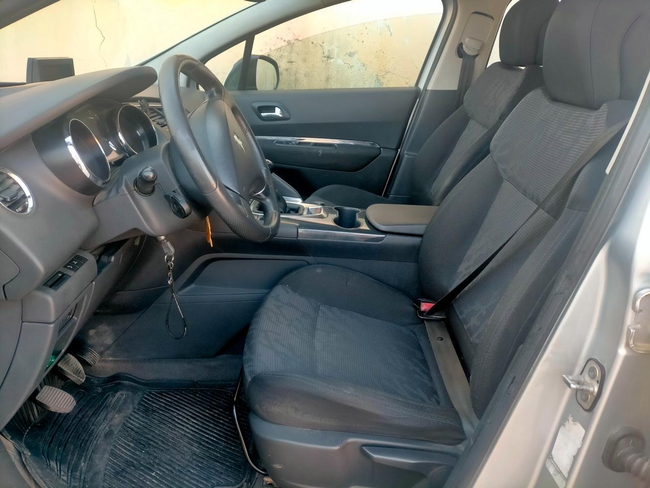 Peugeot 3008 1.6 HDi 110CV Premium