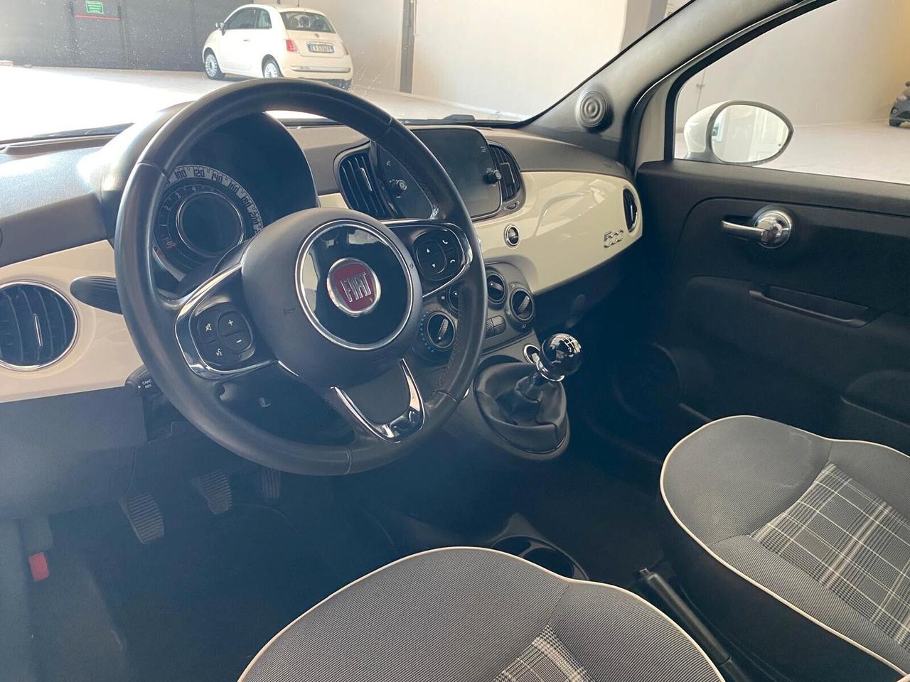 FIAT 500 1.0 LOUNGE HYBRID 70CV - NEOPATENTATI