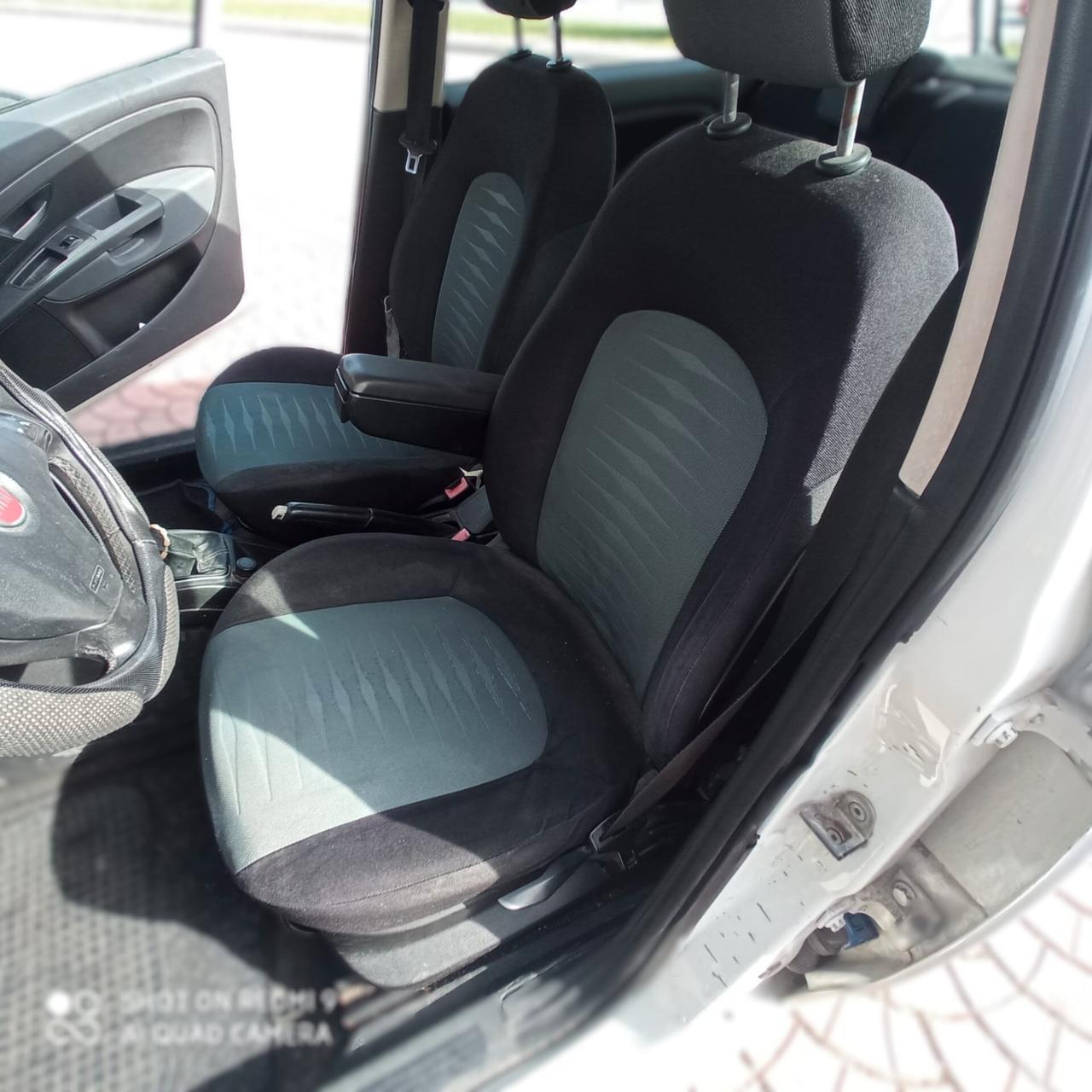Fiat Grande Punto 1.4 5 porte Natural Power 77CV 57KW