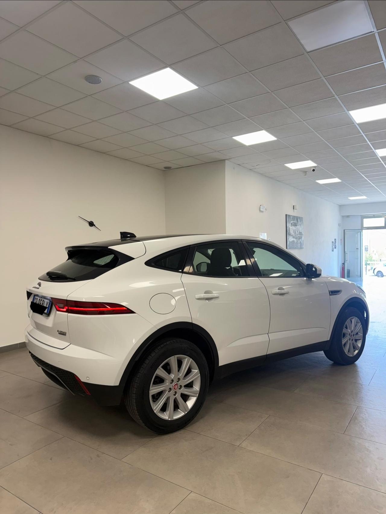 Jaguar E-Pace 2.0D 150 CV AWD aut. R-Dynamic