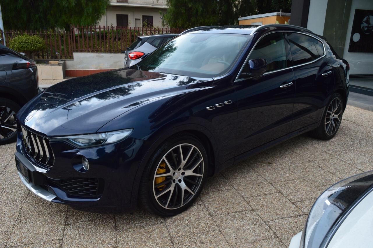 Maserati Levante V6 Diesel 275 CV AWD Granlusso