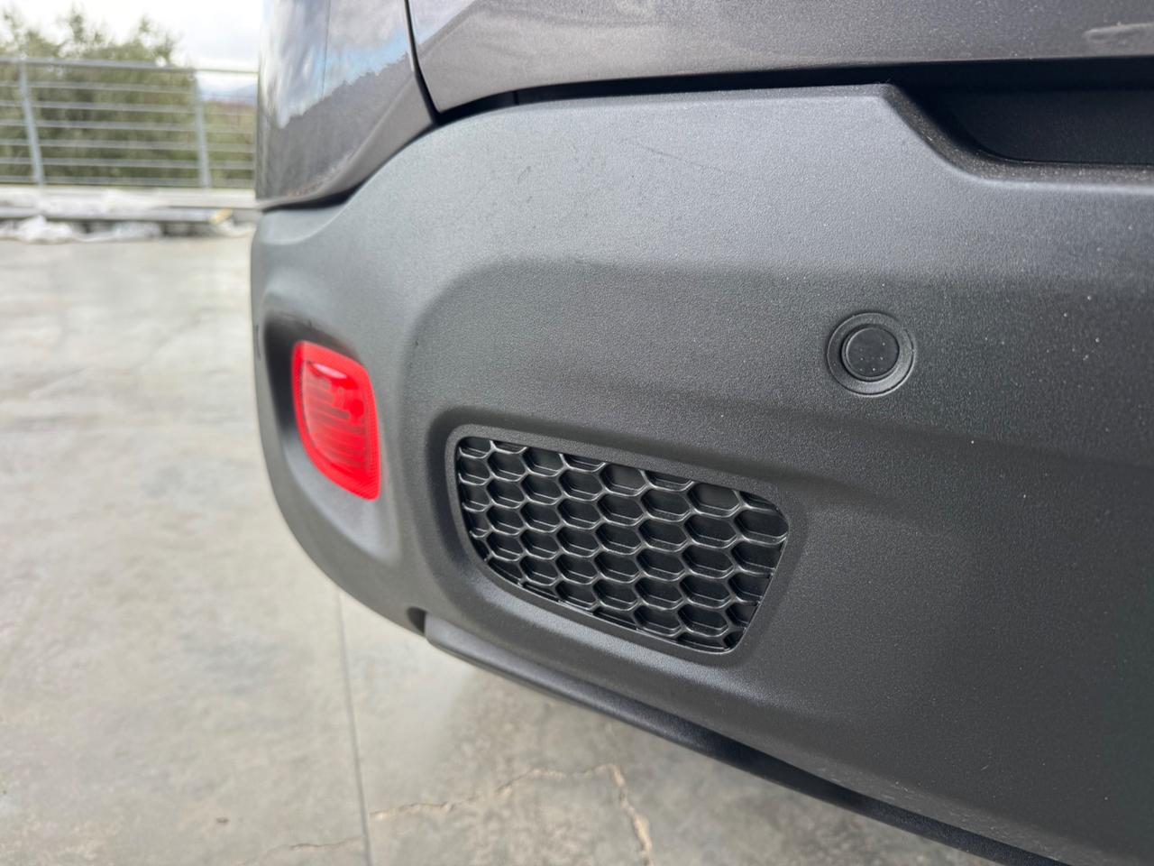 Jeep Renegade 1.6 Mjt 130 CV Longitude