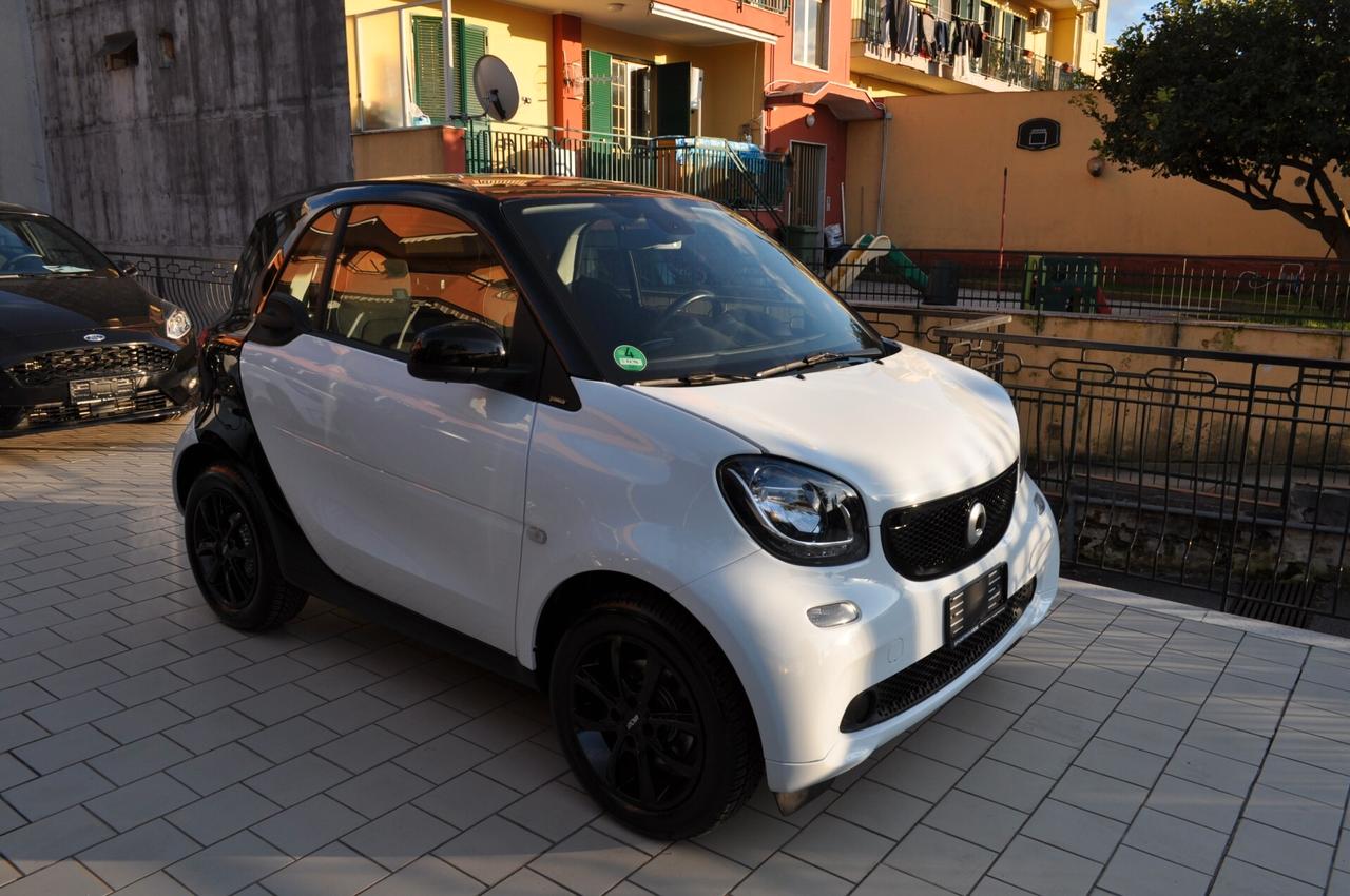 SMART FORTWO PASSION 1000 BENZINA KW 52