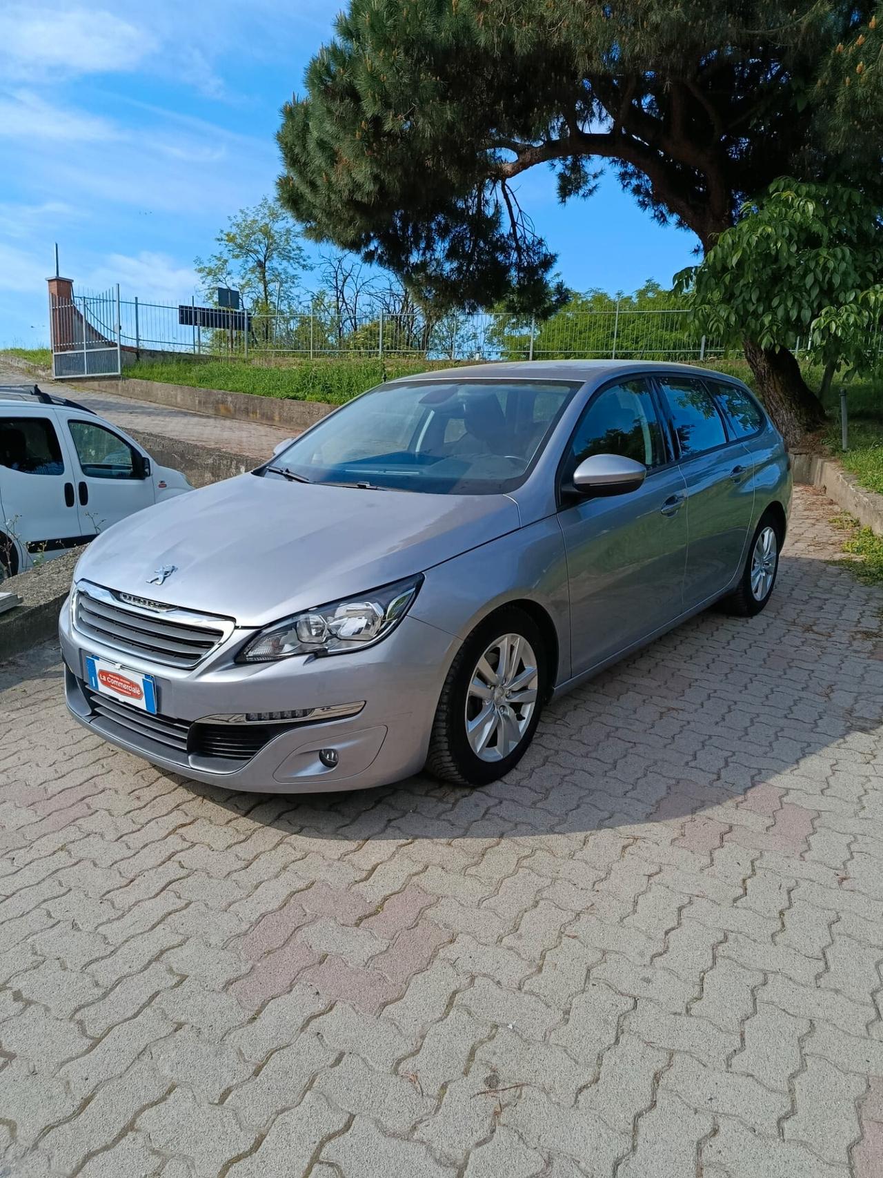 Peugeot 308 BlueHDi 120 S&S SW Business