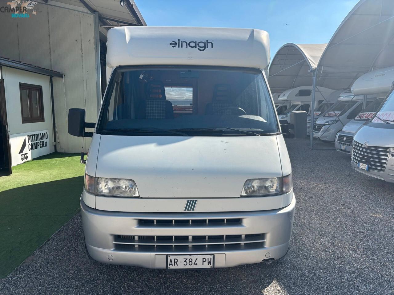 ELNAGH SLEEK 540 - Semintegrale con Dinette a ferro di cavallo in coda