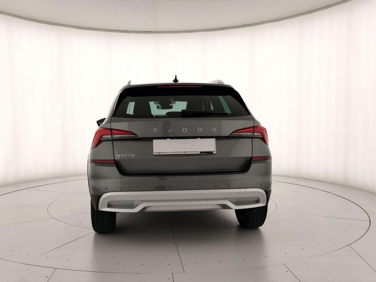 Skoda Kamiq 1.0 tsi scoutline 110cv dsg