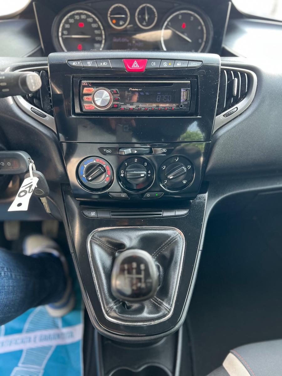 LANCIA - Ypsilon - 1.3 MJT 16V 95 CV 5 porte S&S Elefantino