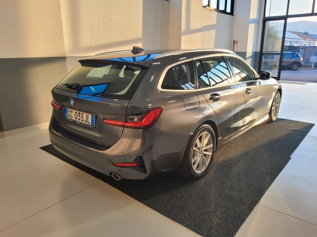 Bmw 318 318d 48V Touring Business Advantage