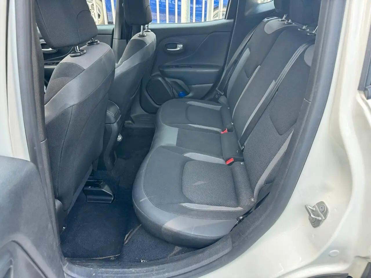 Jeep Renegade 1.5 Turbo T4 MHEV Limited