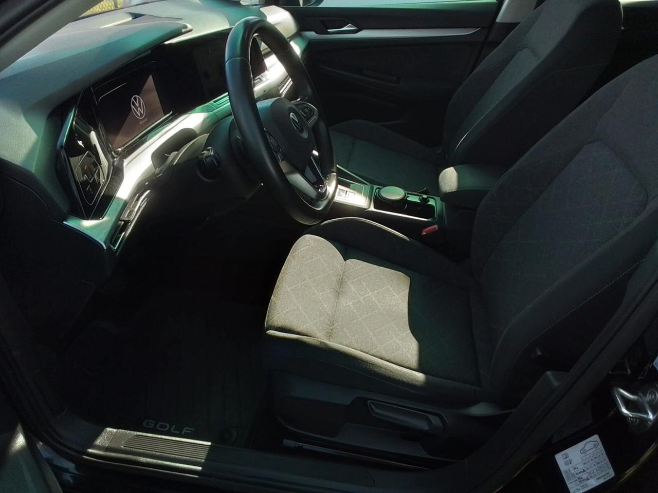 Volkswagen Golf Life 2.0 TDI 150cv DSG